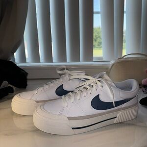 Brand new Nike legacy court women’s shoes